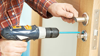 Automotive Locksmith at 63rd St Discount Shopping Philadelphia, Pennsylvania